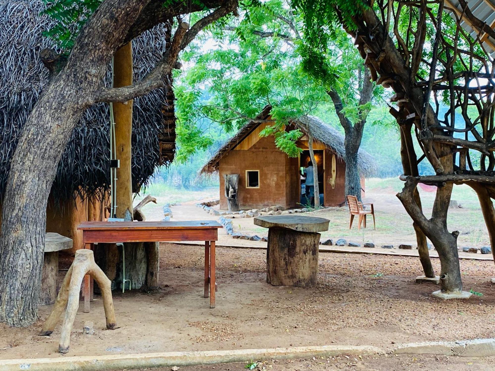 Yala Village Eco Tree House Tissamaharama Exterior foto